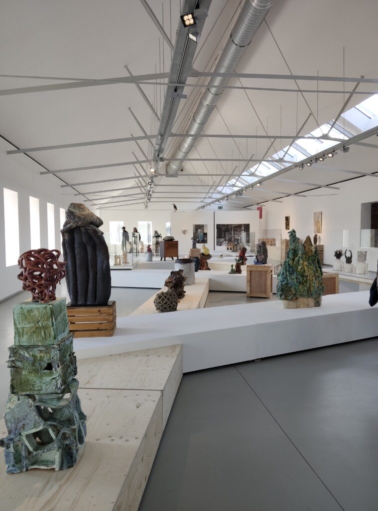 Aimer collectionner la céramique contemporaine - Keramis exhibition